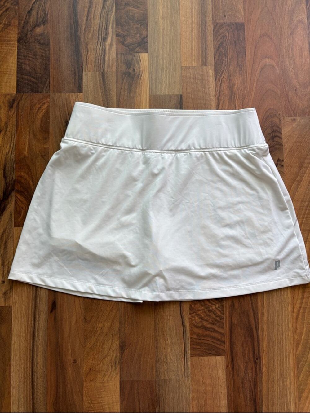 Prince Woman’s Size M White Athletic Skort with Subtle Logo
